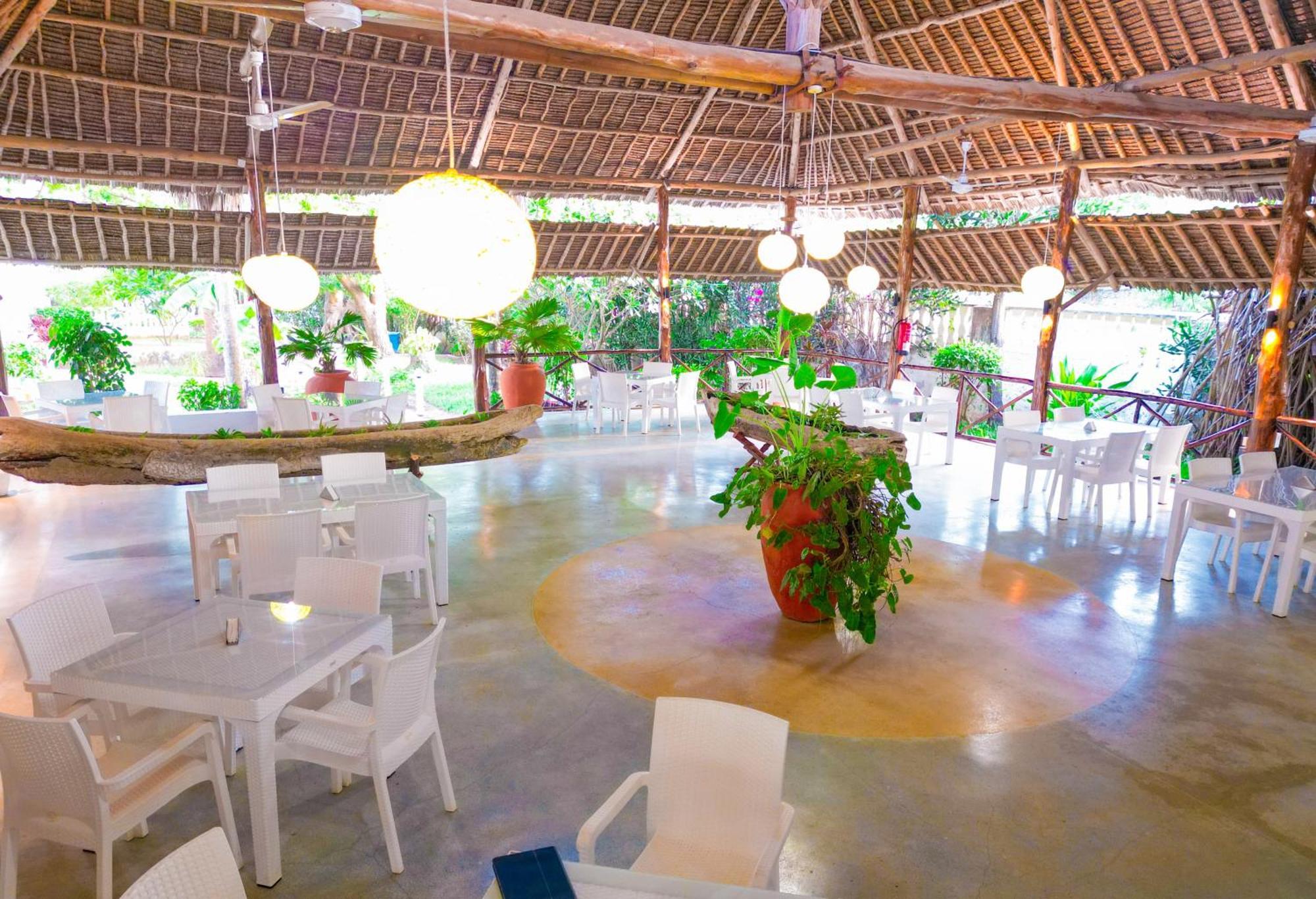 Maasai Resort 몸바사 외부 사진