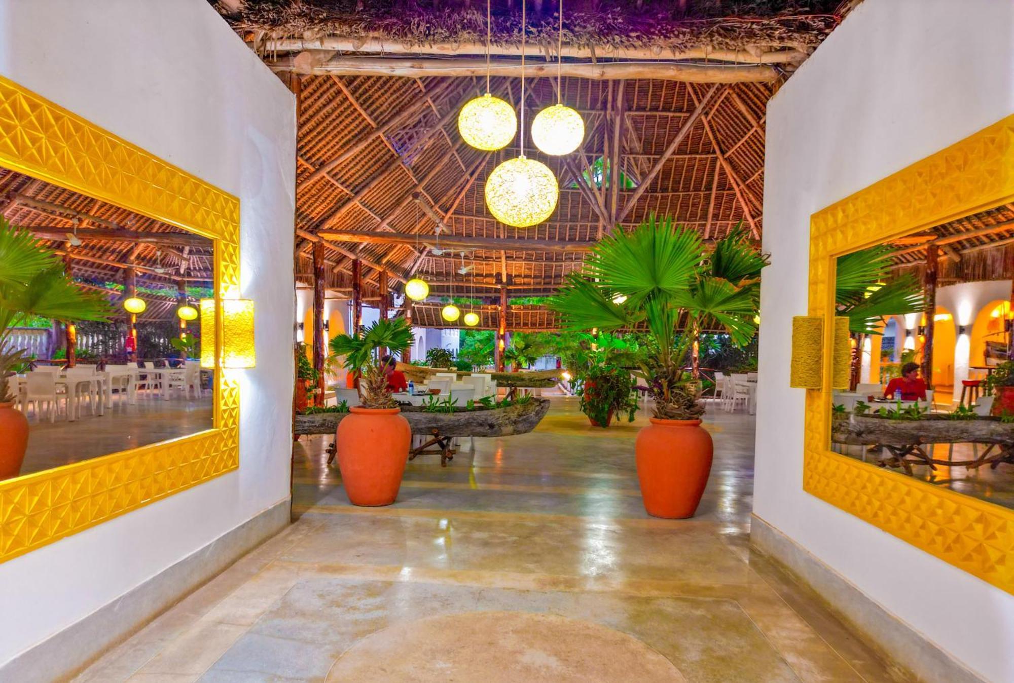 Maasai Resort 몸바사 외부 사진